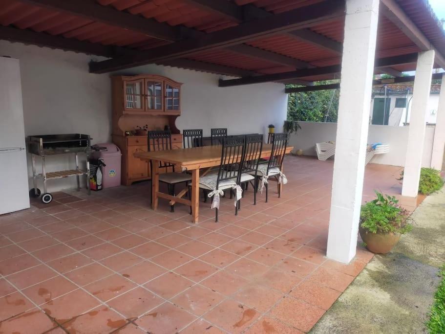Amplia Casa Familiar Villa ปอนเตเบดรา ภายนอก รูปภาพ