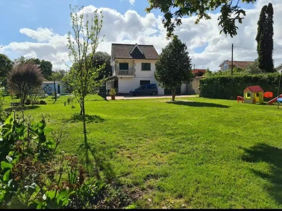 Amplia Casa Familiar Villa ปอนเตเบดรา ภายนอก รูปภาพ